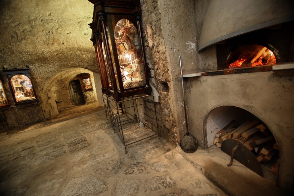 Pizzeria geotermica Napoli Sotterranea 