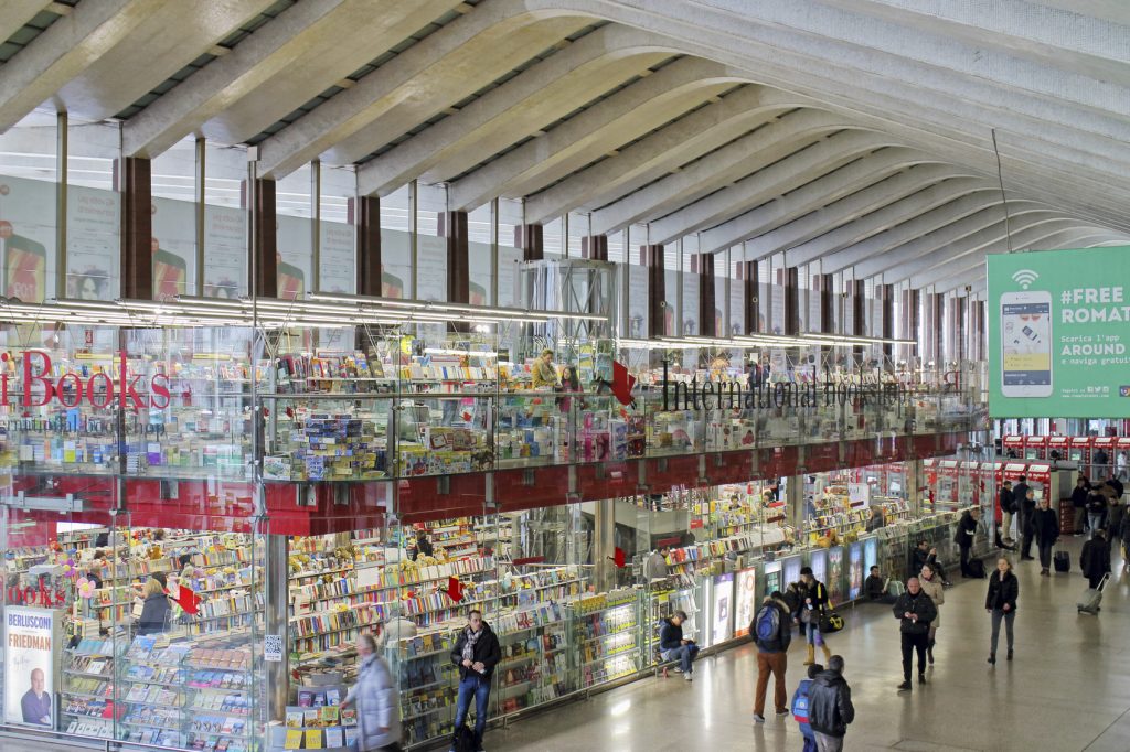 Shopping alla Stazione Termini negozi Borri Books