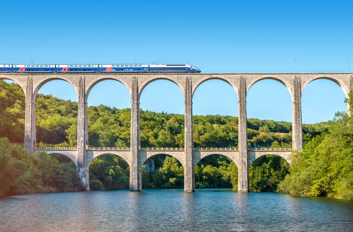 tgv record di velocità rete ferroviaria francese