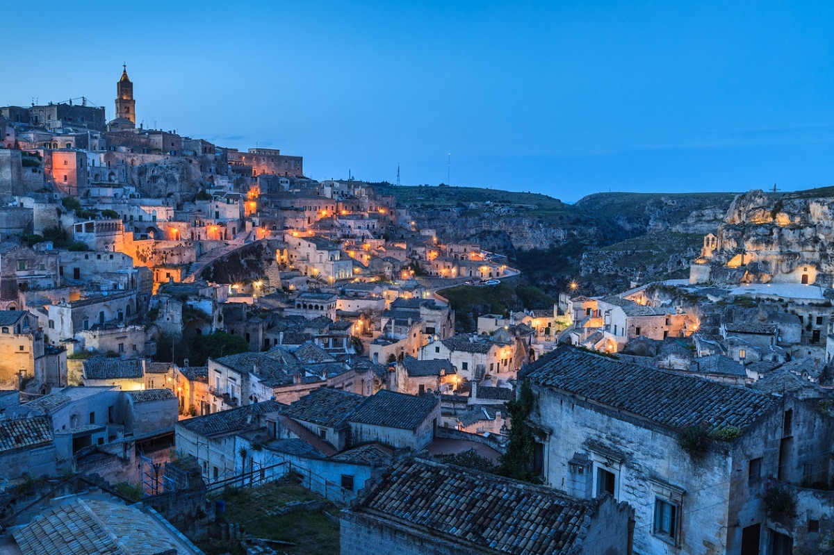 sassi di matera di notte inverno