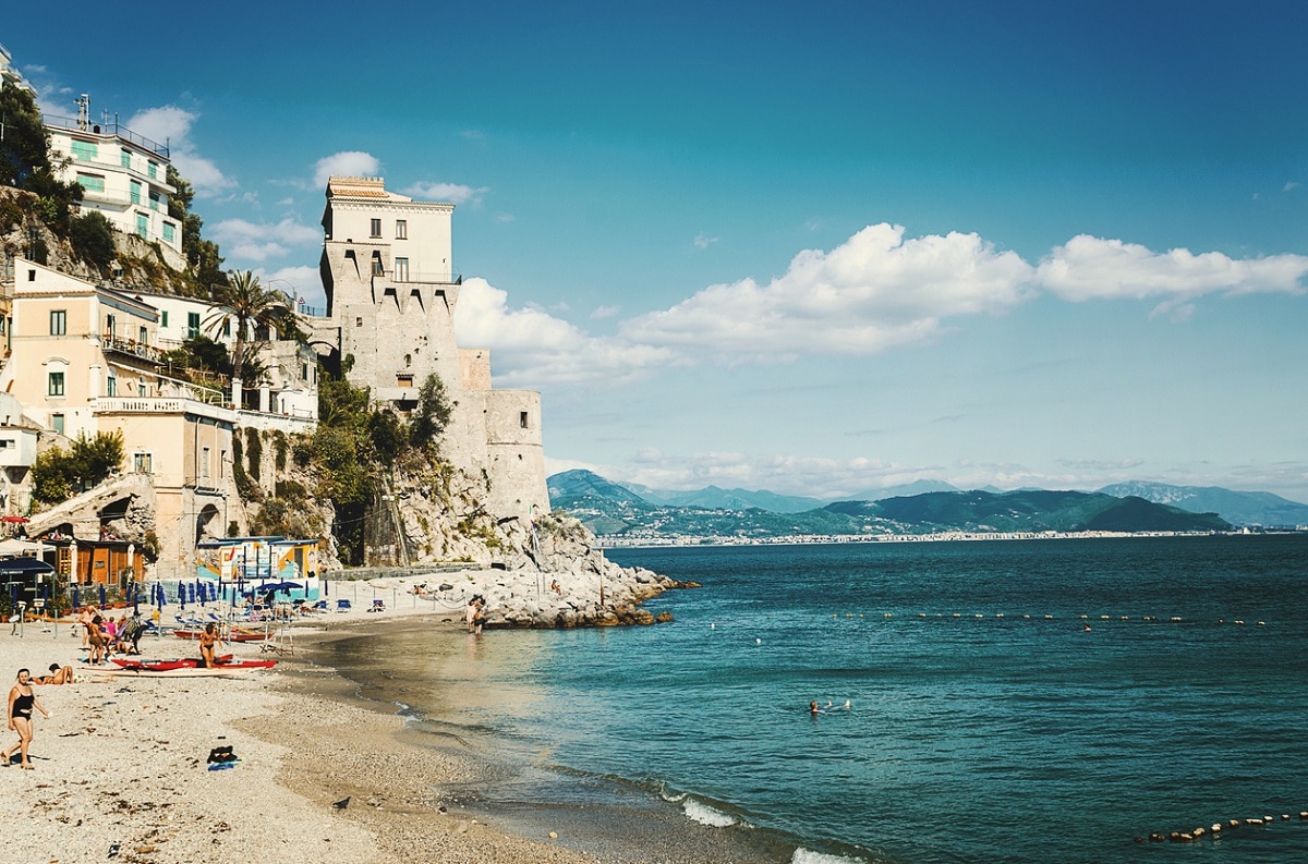 Mare in Campania e Puglia, le spiagge più belle | ItaloBlog, image size:1200x793