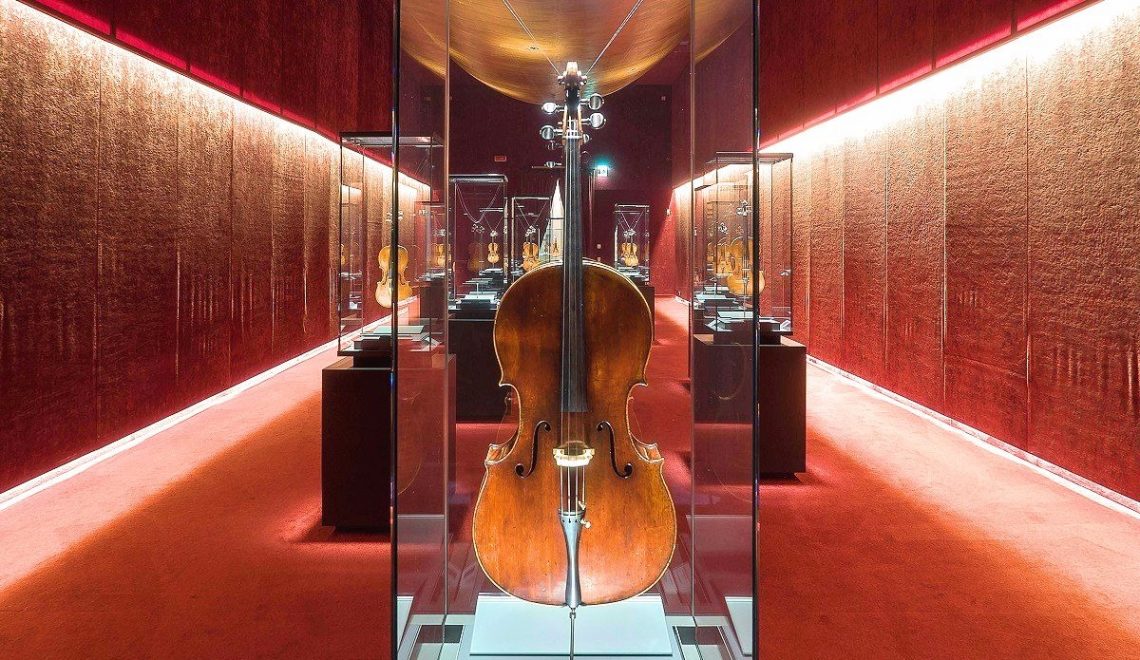 visitare cremona in un giorno museo del violino torrone