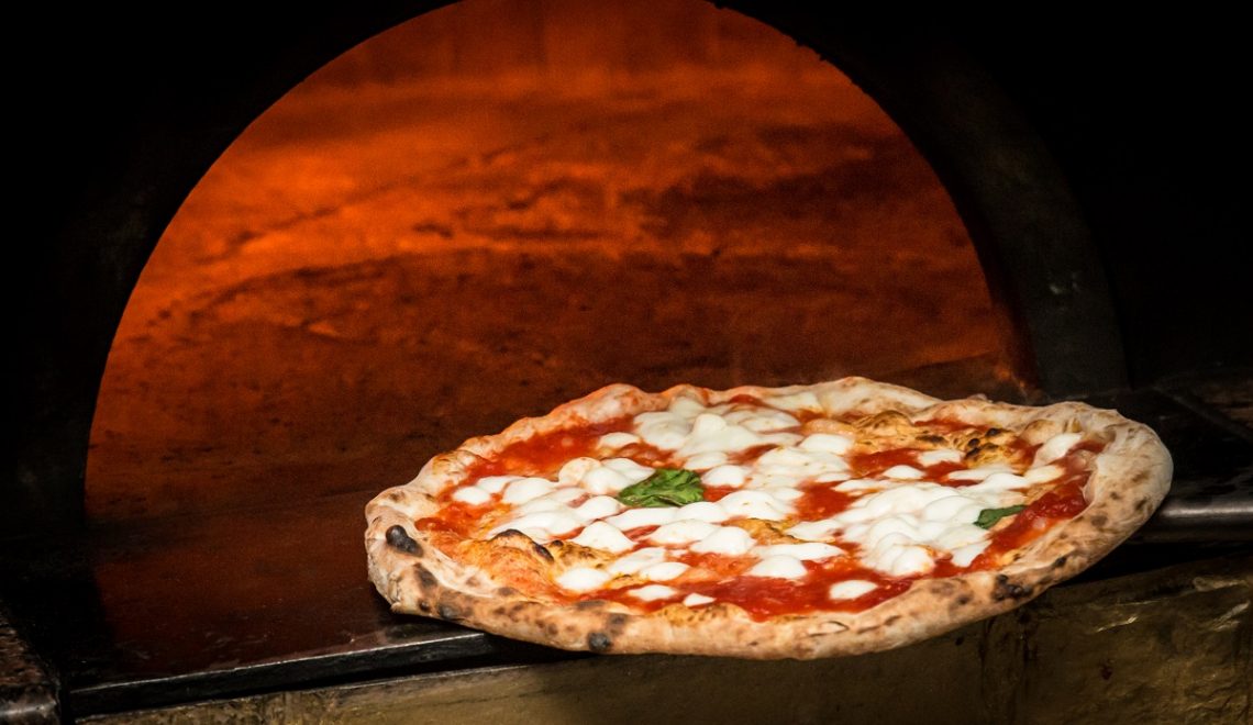 Dove mangiare la migliore pizza di Napoli se sei in trasferta in città