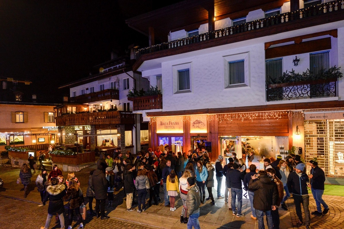 aperitivo in baita fraina cortina