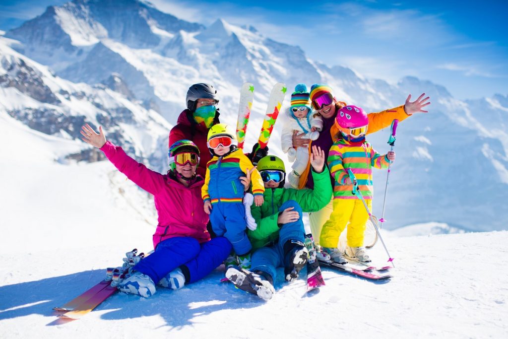 settimana bianca sulle alpi canazei cortina courmayeur bambini