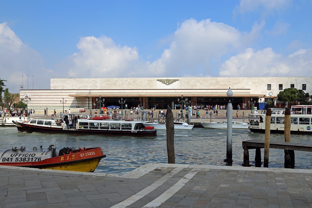 orari treni da venezia santa lucia a treviso centrale