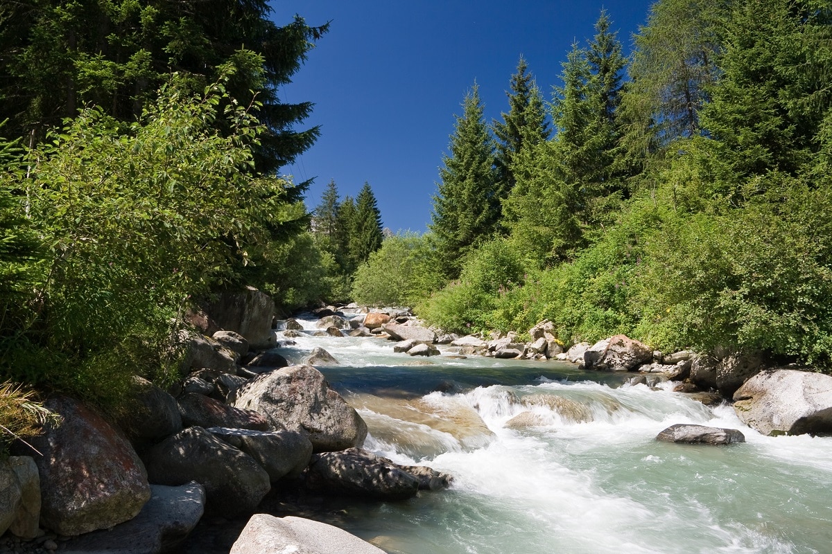 Estate-in-montagna-Scopri-Bolzano-tra-escursioni-e-aperitivi-fiume Vermigliana Bolzano