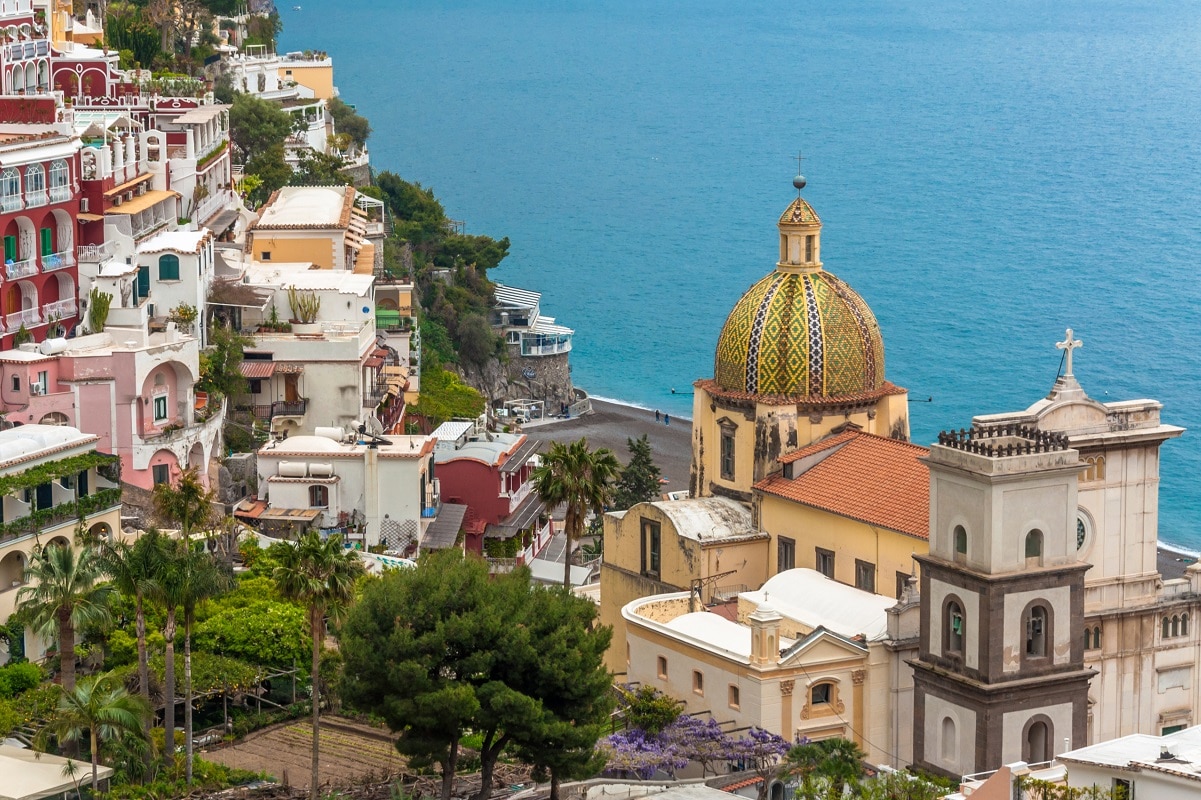 Positano mare spiagge da sogno in Costiera Amalfitana - chiesa