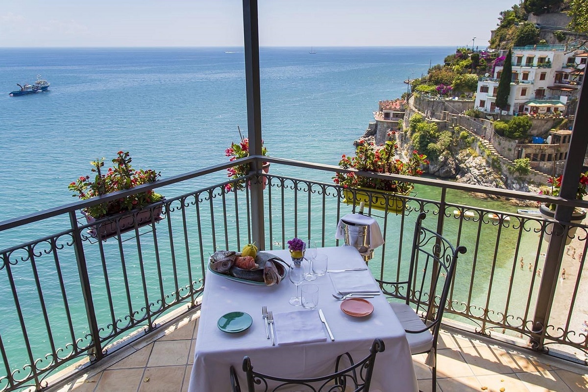 Ristoranti vista mare a Salerno: una cena romantica per due - Falalella