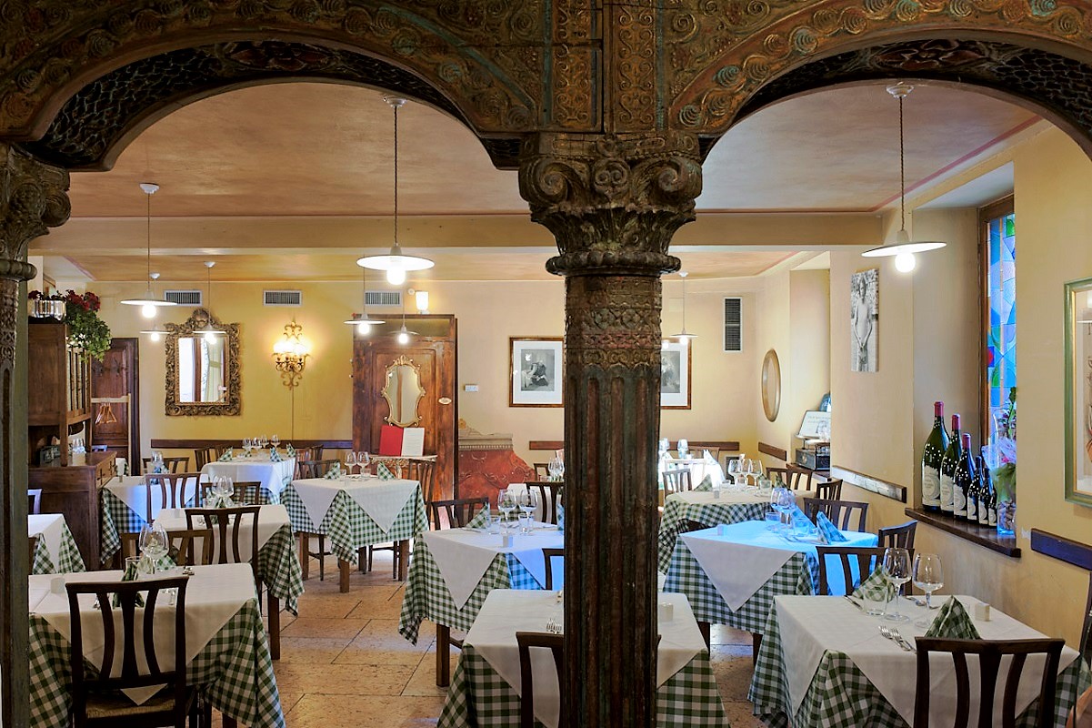 Ristoranti a Verona - Osteria da Ugo locale