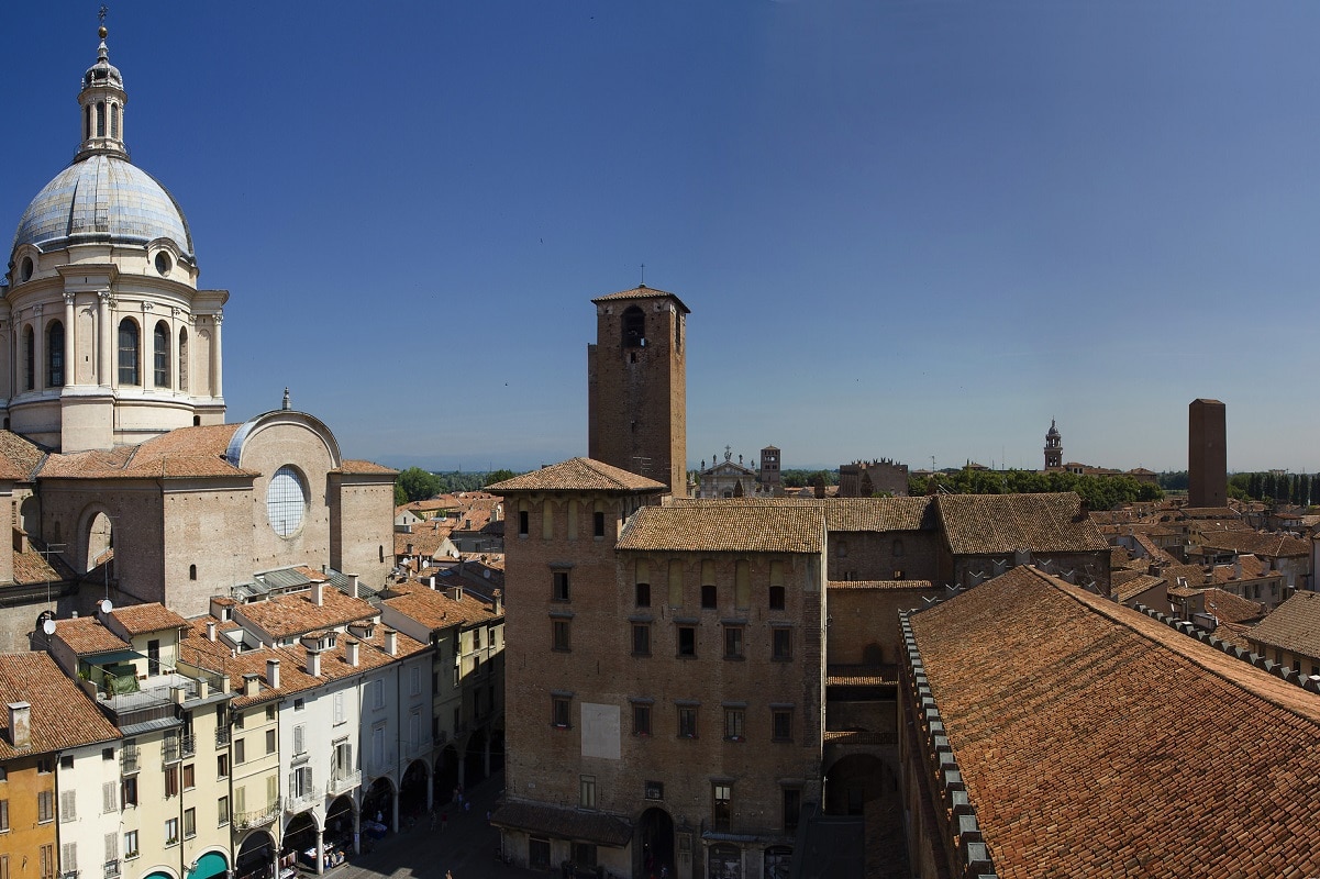 Città rinascimentali - Mantova Piazza Erbe credits Giancarlo Molteni