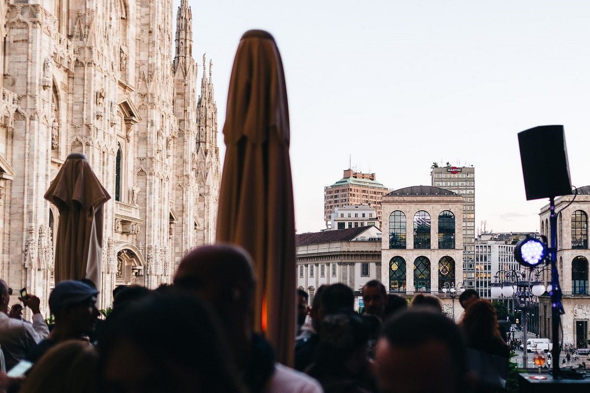 Aperitivo con vista a Milano - Terrazza Aperol Tutti i diritti riservati a Filippo De Dionigi (www.filippodedionigi.com)