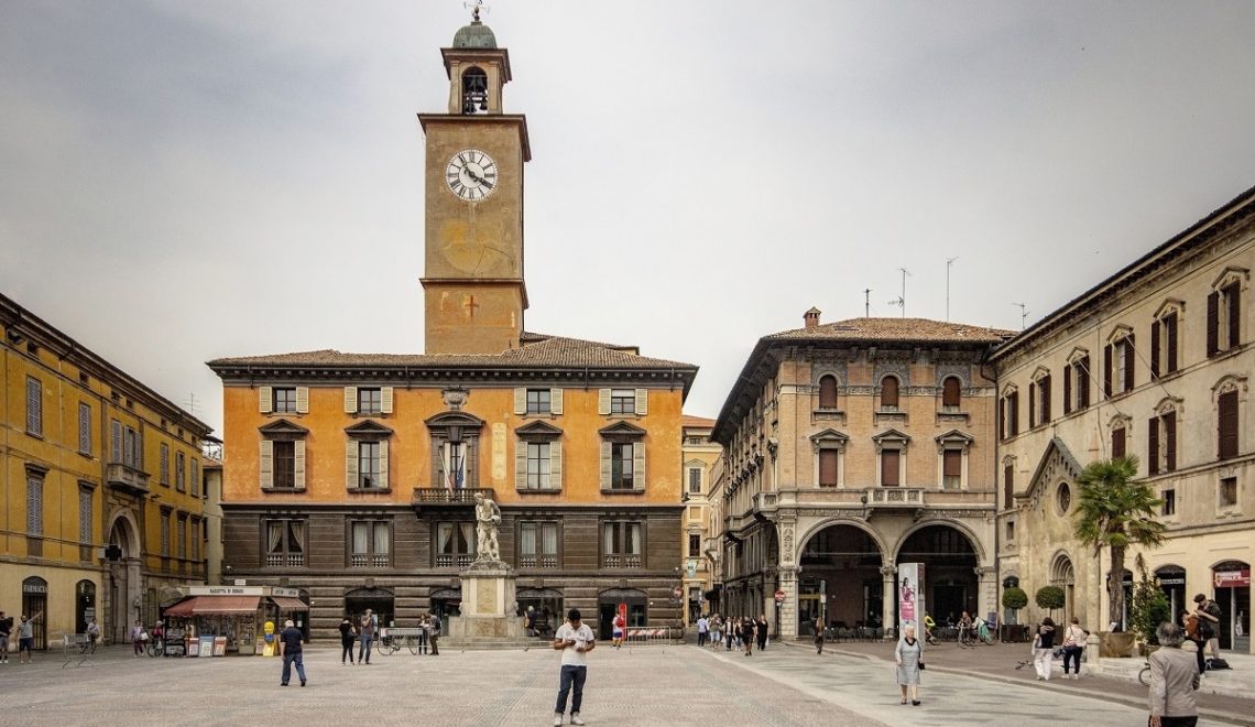 Reggio Emilia cosa vedere e cosa fare - piazza Prampolini credits Franco Celant via Flickr