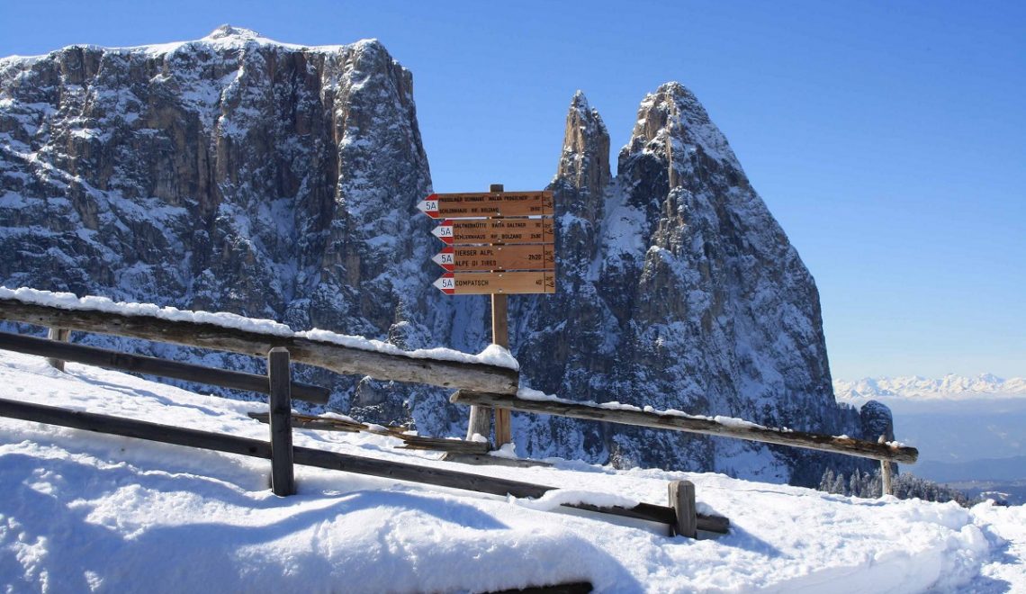 Trekking invernale a Bolzano tra funivie e ciaspolate credits Alpe di SiusiSeiser Alm via Flickr