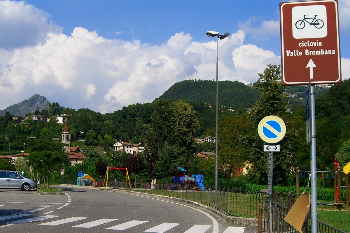 Piste ciclabili Bergamo - Val Brembana credits Sergio via Flickr