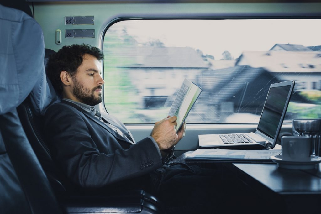 Come combattere lo stress da lavoro in treno 1