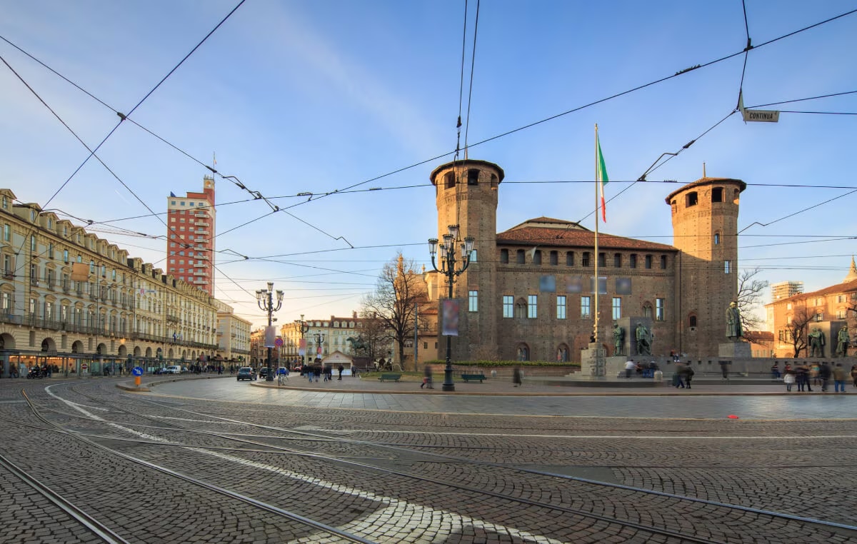 Cosa vedere a Torino in un giorno - Piazza Castello e Palazzo Reale