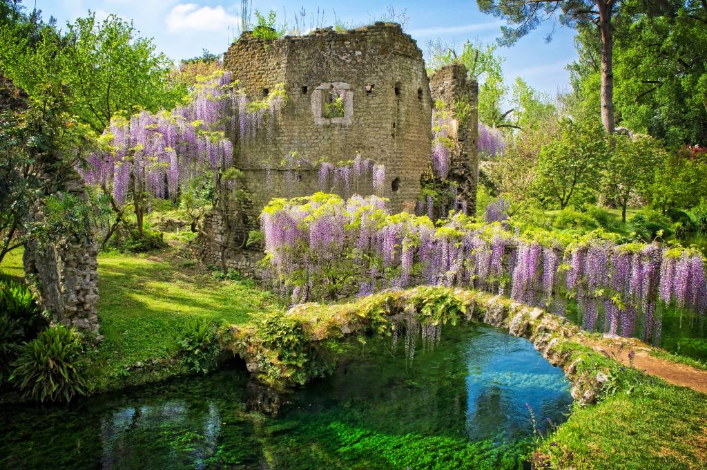 Giardino di Ninfa in provincia di Latina