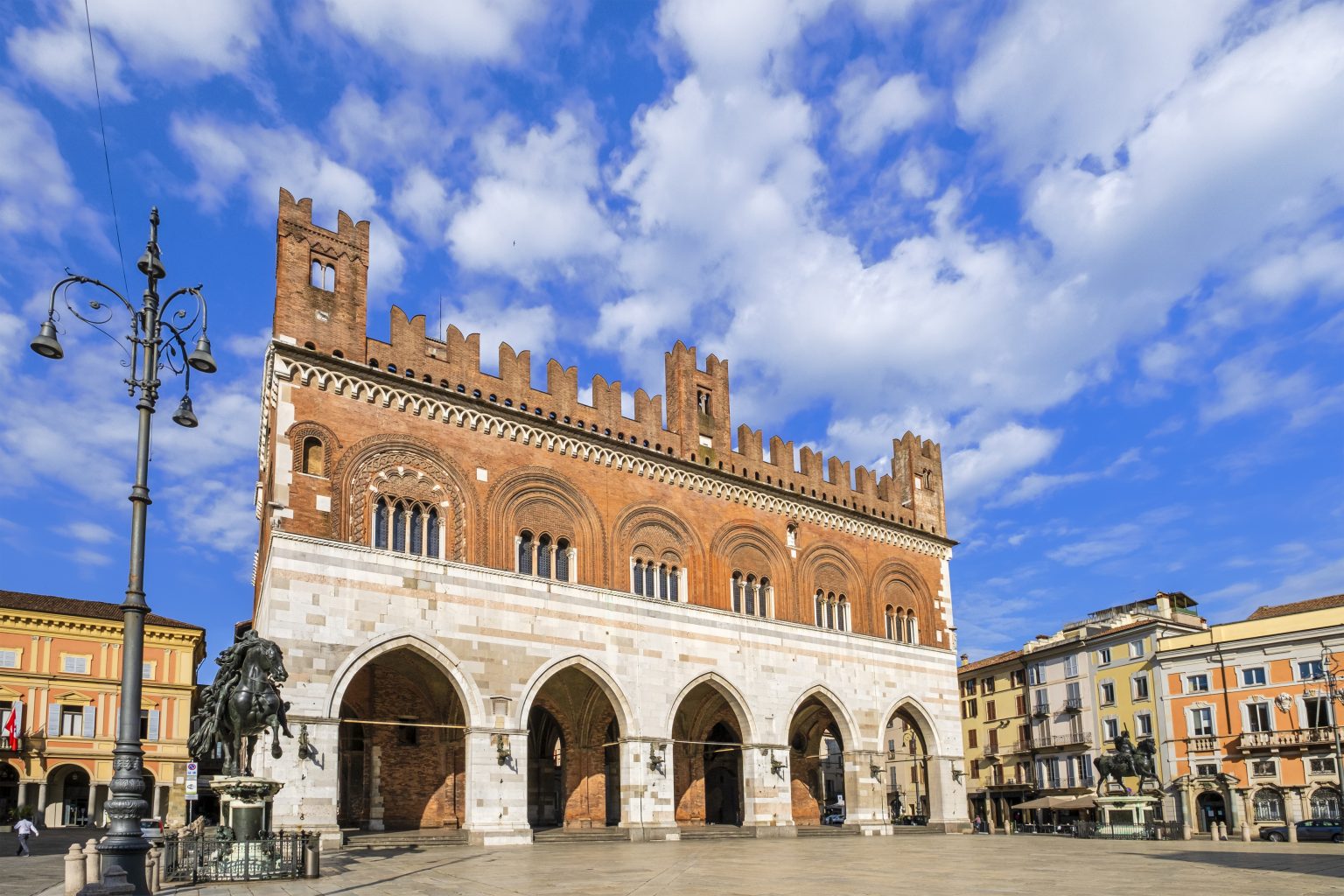 what-to-do-in-piacenza-in-one-day-top-attractions-travel-guide