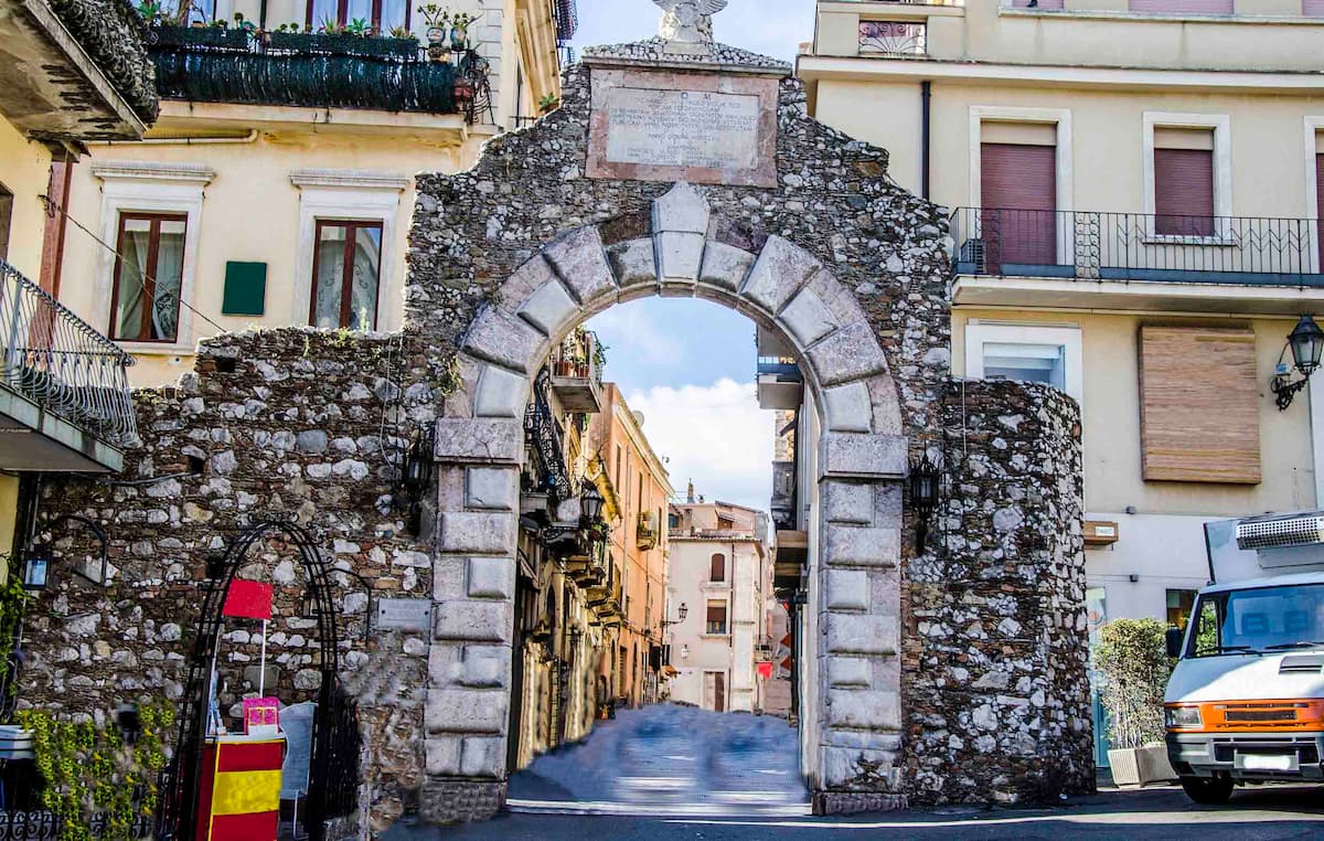  Porta Messina