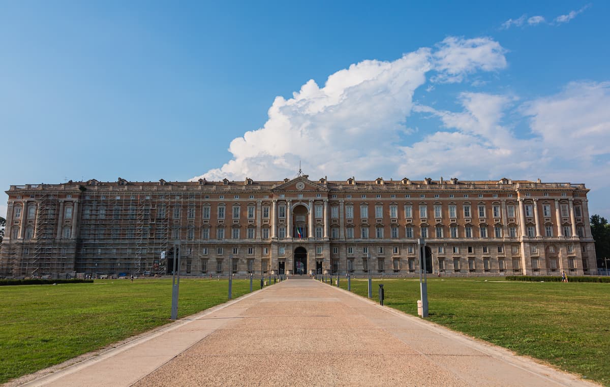 La Reggia di Caserta è Patrimonio dell’Umanità raggiungibile comodamente in treno