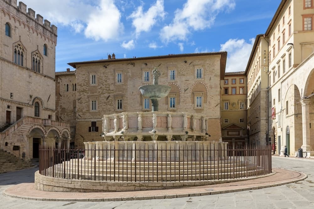 Cosa vedere a Perugia: Fontana Maggiore e Palazzo dei Priori